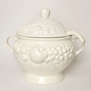 Vintage Signature Japan White Ceramic Soup Tureen w Lid & Ladle